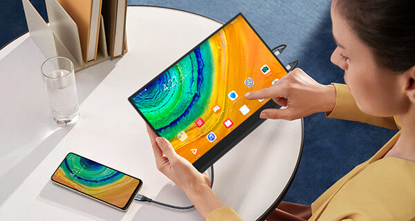 Connect to Phone, Plug and Play